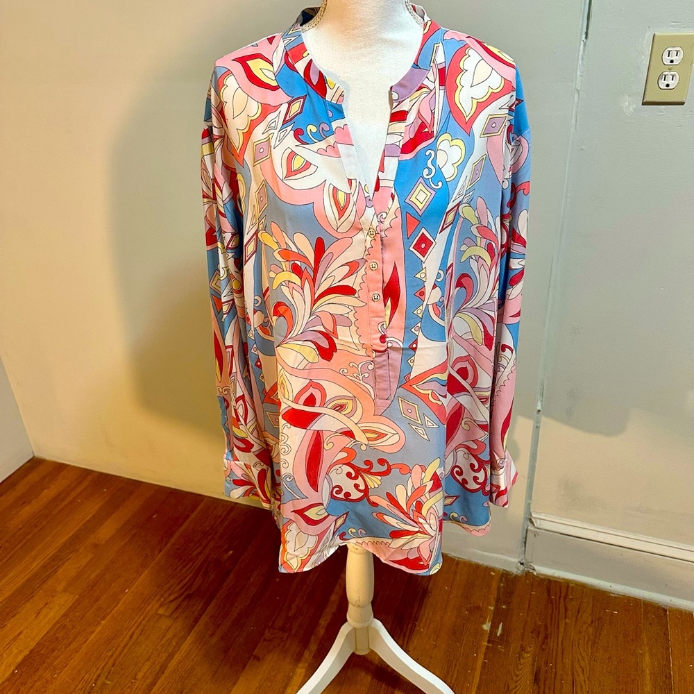 Modern multi-colored pastel blouse